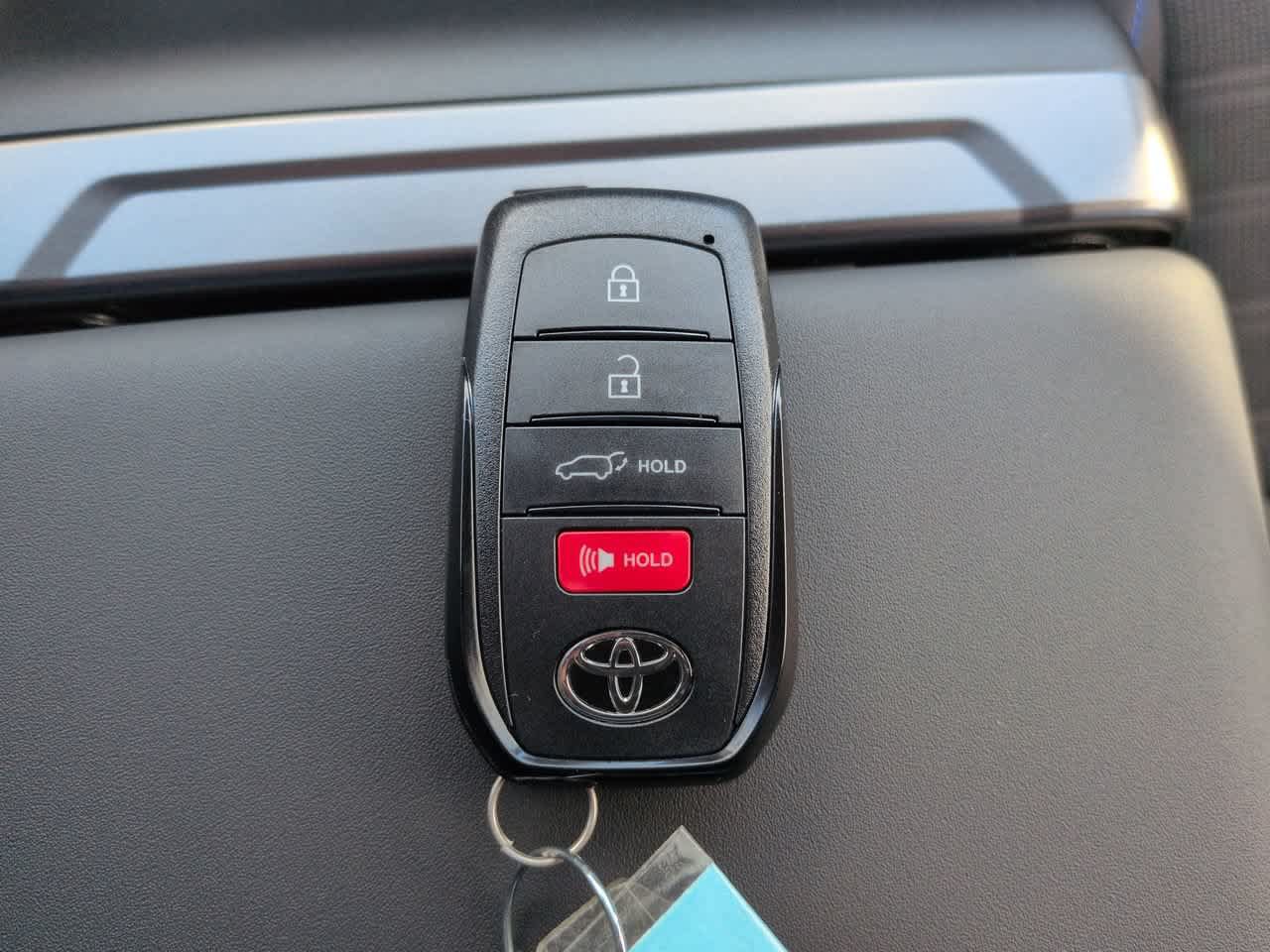 Used 2026 Toyota RAV4 SE w/ Convenience Package AWD/4WD image 27