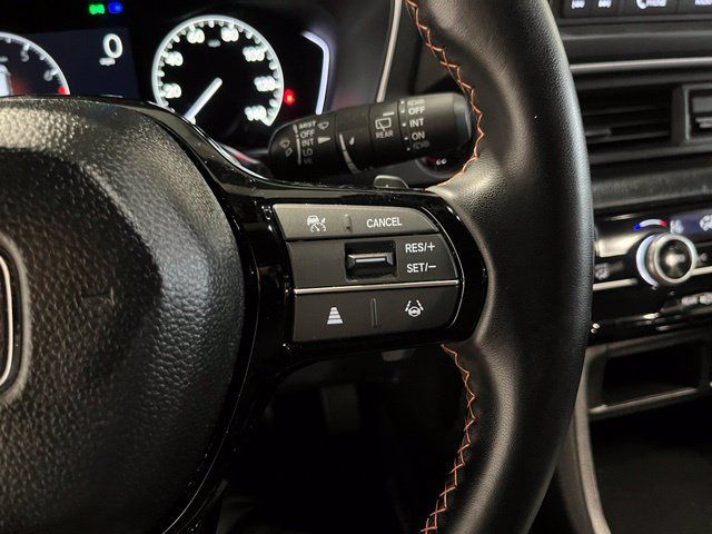 Used 2025 Honda Pilot Sport image 28