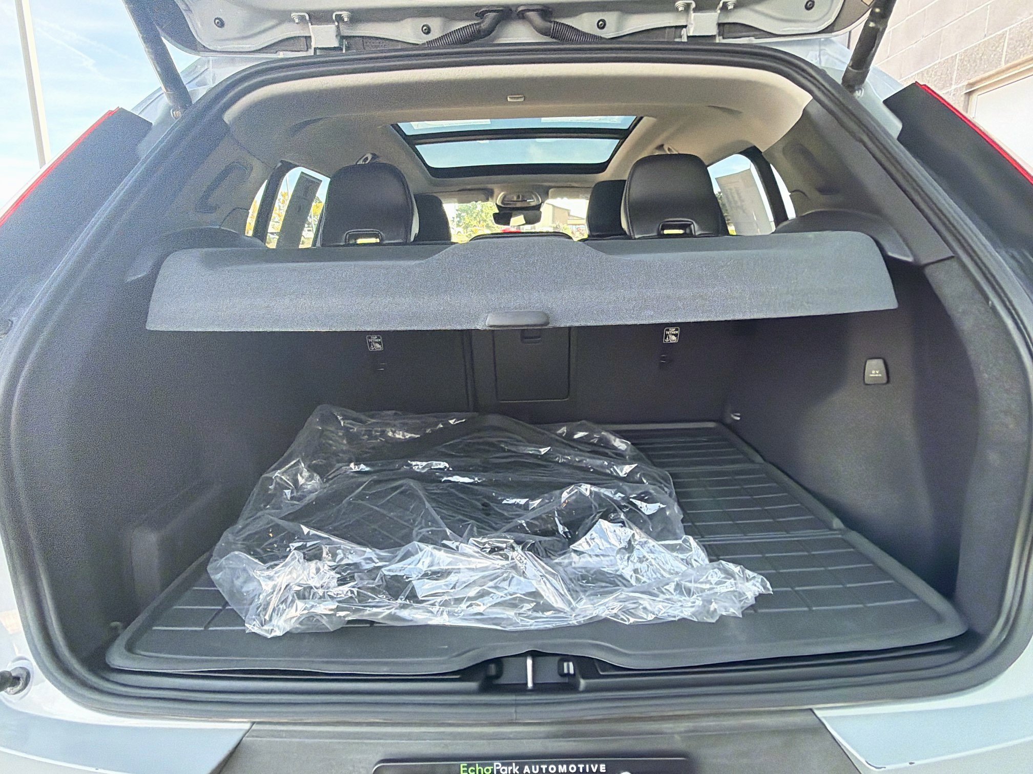 Used 2026 Volvo XC40 B5 Plus AWD/4WD image 31