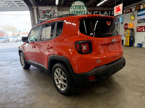 Used 2020 Jeep Renegade Sport w/ Sport Appearance Group image 3