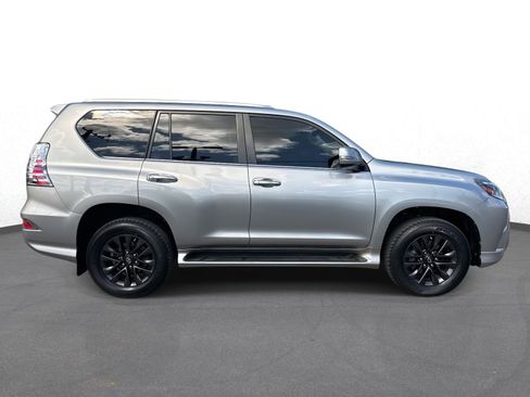 Certified 2020 Lexus GX 460 Premium w/ Premium Package image 2