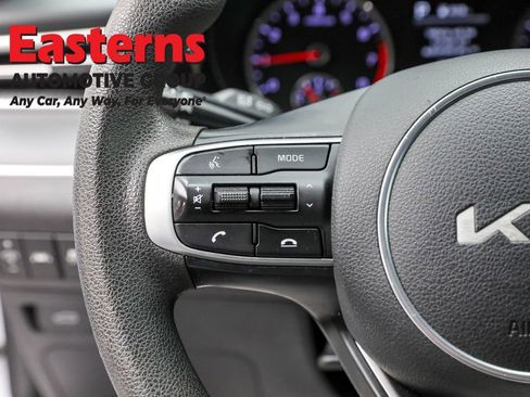 Used 2022 Kia K5 LXS image 15