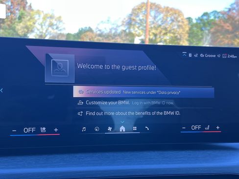 New 2026 BMW 330i Sedan w/ Convenience Package image 4