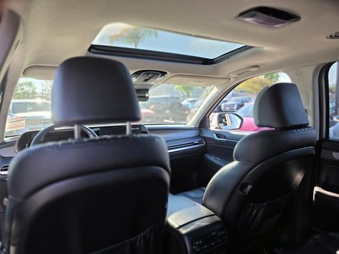 Used 2023 Hyundai Palisade Limited image 17