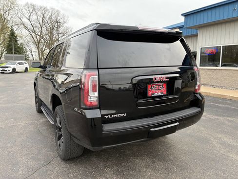 Used 2017 GMC Yukon SLE w/ SLE Value Package AWD/4WD image 11