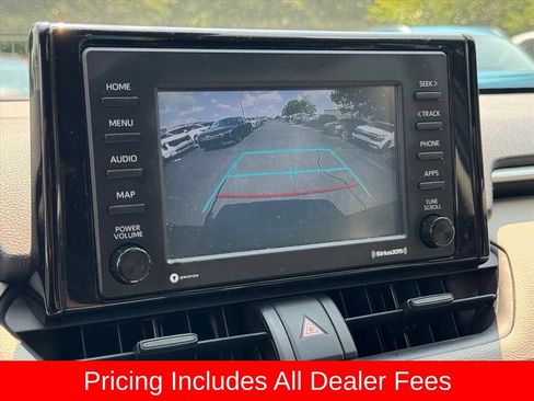 Used 2021 Toyota RAV4 XLE AWD/4WD image 7