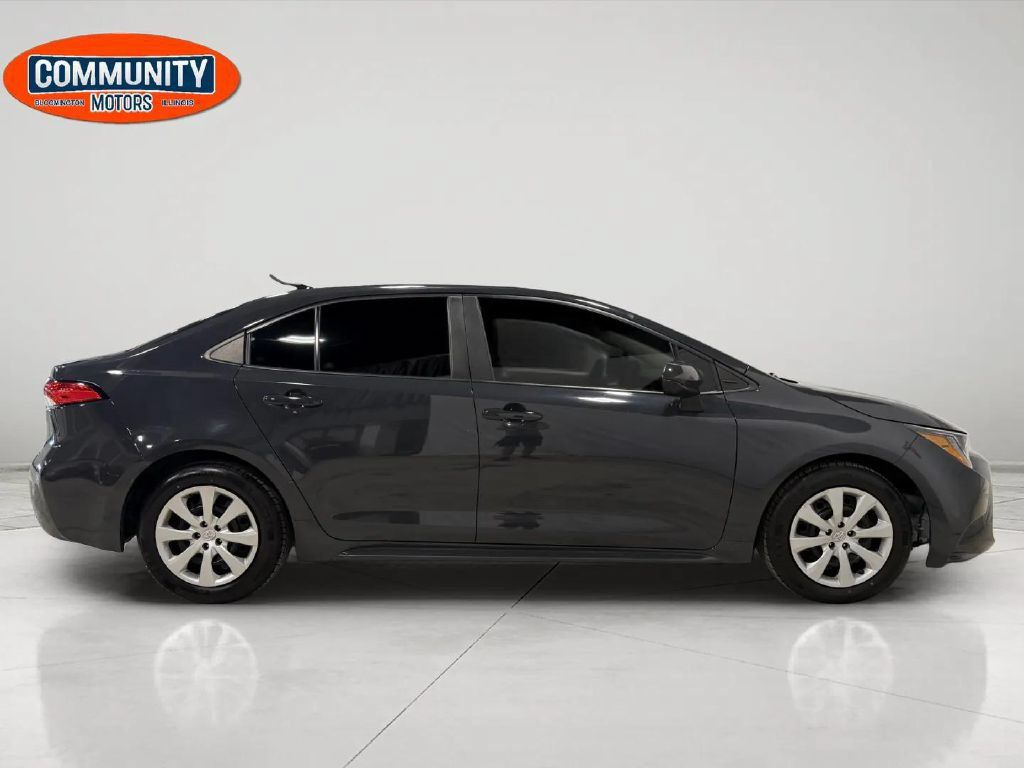 Used 2023 Toyota Corolla LE FWD image 9