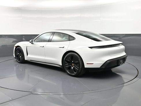 Certified 2022 Porsche Taycan RWD image 3