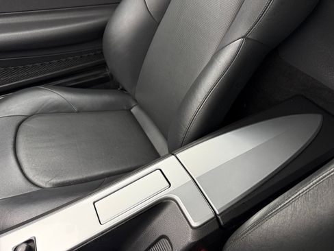 Used 2004 Chrysler Crossfire Coupe image 14