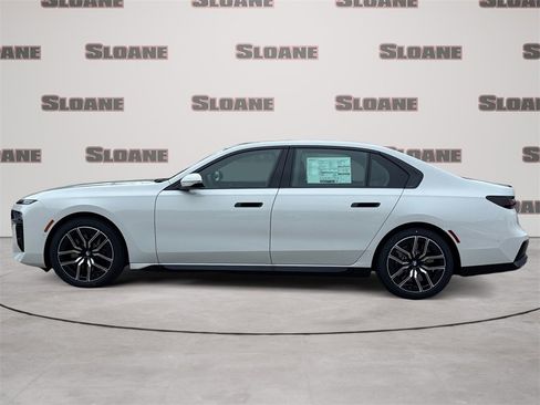 New 2025 BMW 760i xDrive image 2