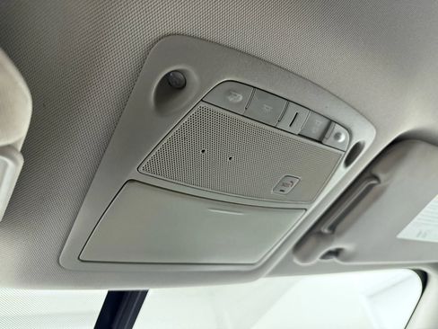 Used 2018 Nissan Pathfinder SL w/ Midnight Edition Package image 28