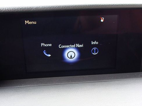 Used 2017 Lexus IS 300 AWD image 14