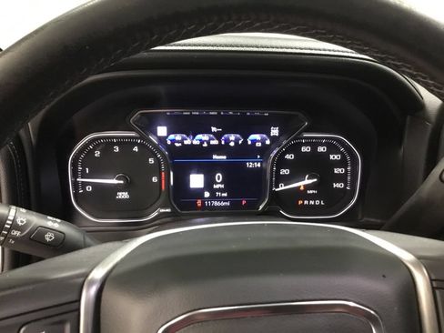Used 2021 GMC Sierra 1500 Denali w/ Driver Alert Package II AWD/4WD image 11