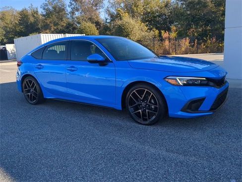 Used 2022 Honda Civic Sport Touring image 2