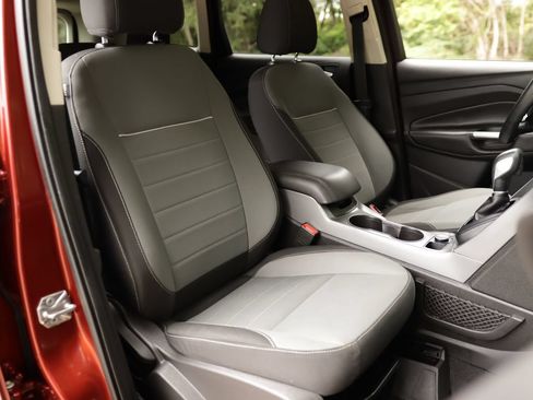 Used 2014 Ford Escape SE AWD/4WD image 26