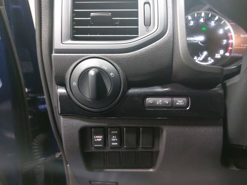 Certified 2024 Nissan Titan SV w/ SV Convenience Package image 41