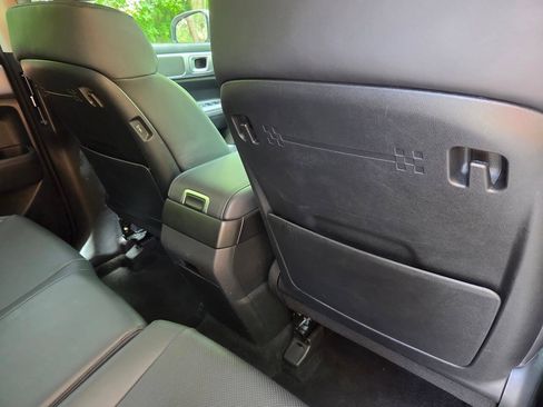 Used 2026 Hyundai Santa Fe SEL FWD image 13