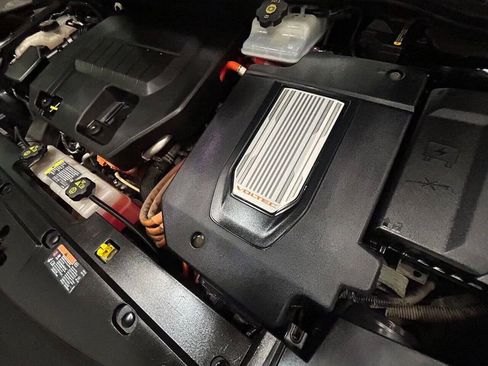 Used 2013 Chevrolet Volt Premium w/ Premium Trim Package image 11