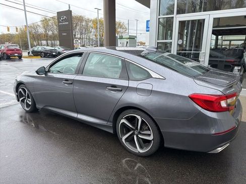 Used 2019 Honda Accord Sport image 4