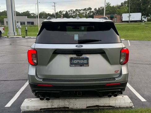 Used 2020 Ford Explorer ST w/ Premium Technology Package AWD/4WD image 5