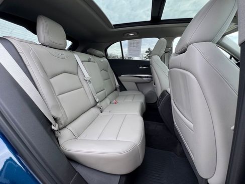 Used 2019 Cadillac XT4 Luxury w/ Cold Weather Package image 35