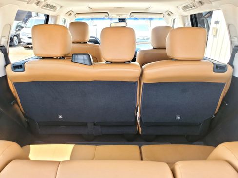 Used 2016 INFINITI QX80 4WD w/ Signature Edition Package image 35