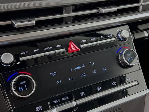 Certified 2026 Hyundai Santa Fe SE image 15