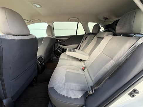 Used 2023 Subaru Outback Premium AWD/4WD image 21
