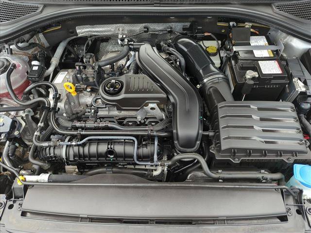 Used 2025 Volkswagen Jetta SE FWD image 22