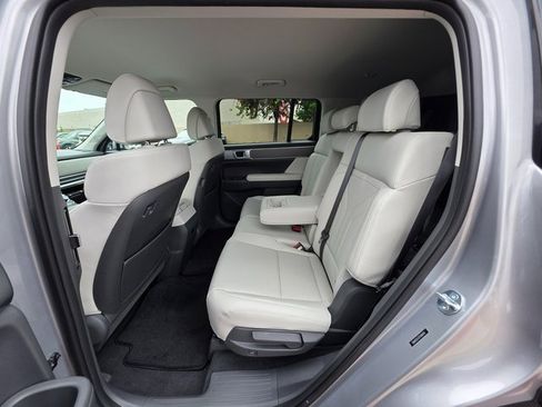 New 2026 Hyundai Santa Fe SEL image 16