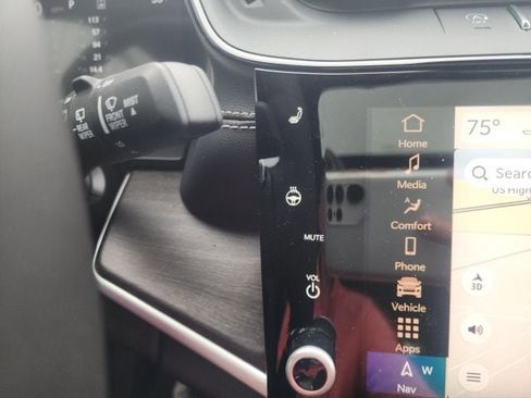 New 2026 Jeep Grand Cherokee L 4WD image 8