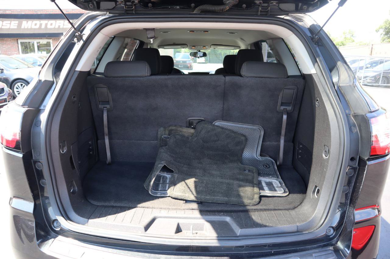Used 2014 Chevrolet Traverse LT FWD image 15