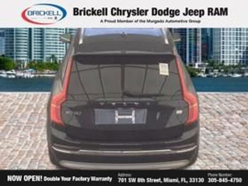 Used 2022 Volvo XC90 T6 Momentum w/ Advanced Package AWD/4WD image 12