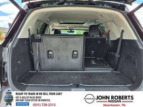 Certified 2025 Nissan Pathfinder Platinum w/ Cargo Package FWD image 27