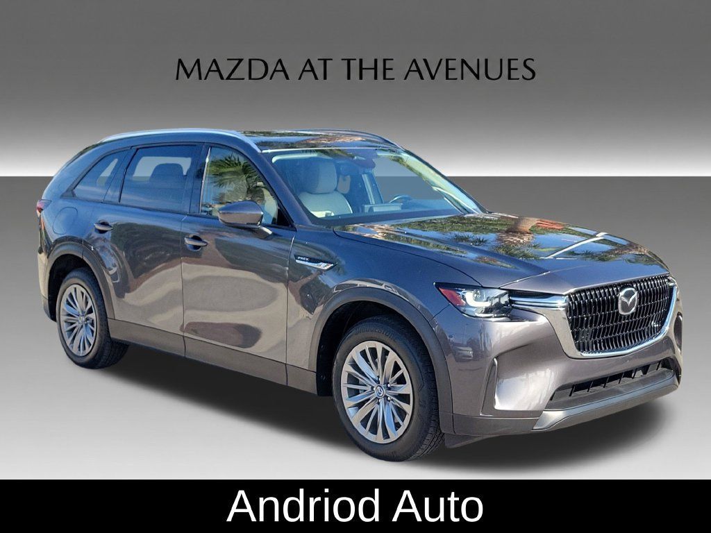 Used 2024 MAZDA CX-90 Plug-In Hybrid w/ Preferred AWD/4WD image 3