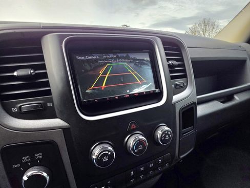 Used 2015 RAM 2500 Tradesman w/ Popular Equipment Group image 17