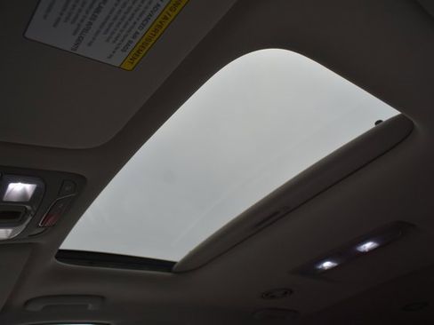 Used 2023 Kia Telluride S w/ S Sunroof Package image 34