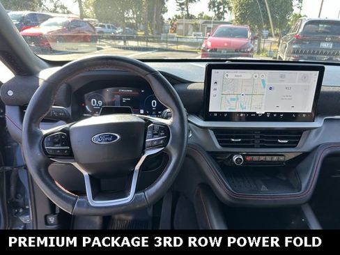Used 2025 Ford Explorer ST-Line w/ Premium Package image 18