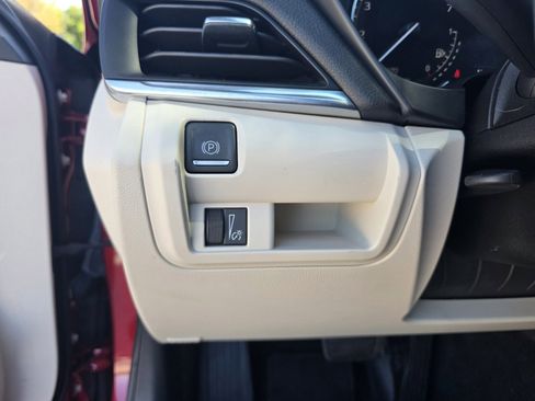 Used 2021 Cadillac CT4 Premium Luxury RWD image 25