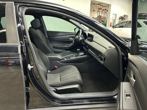 Used 2024 Honda Accord Sport image 14