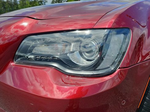 Used 2022 Chrysler 300 Touring L w/ Comfort Group RWD image 30