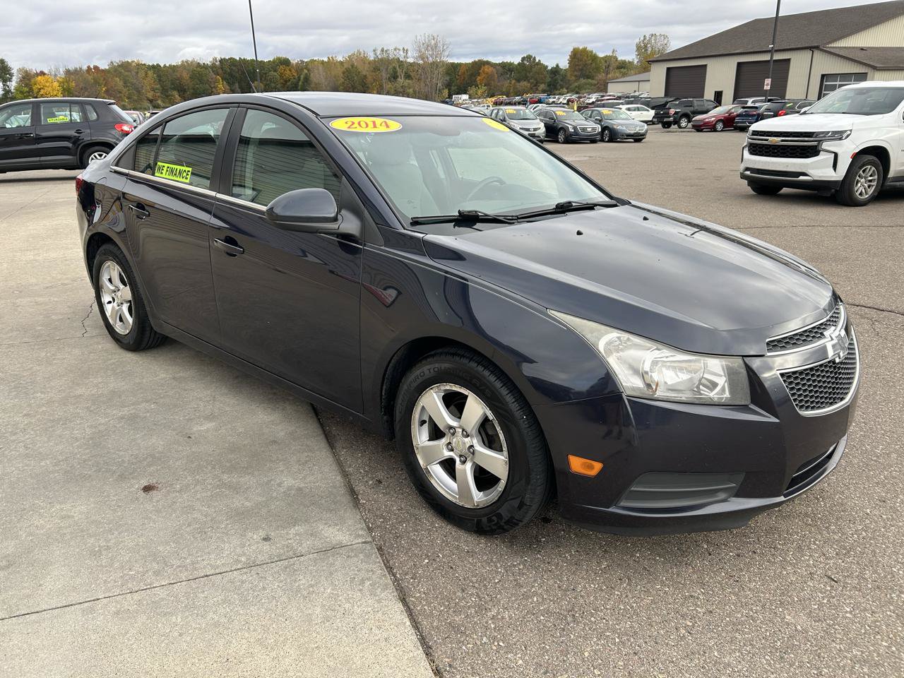 Used 2014 Chevrolet Cruze LT FWD image 3