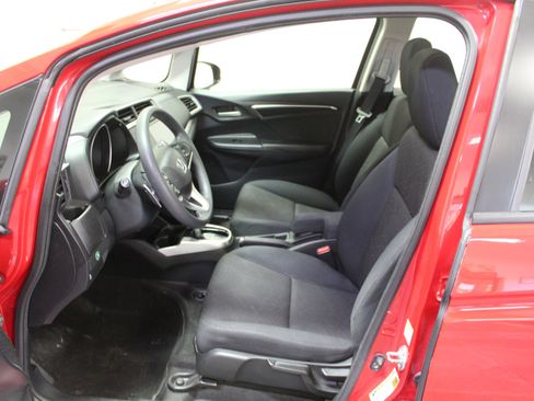 Used 2015 Honda Fit EX image 19