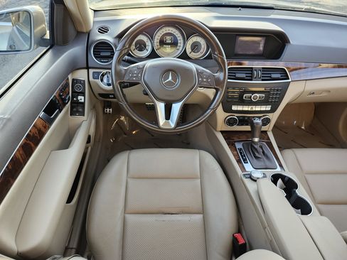 Used 2012 Mercedes-Benz C 300 4MATIC Sedan image 25