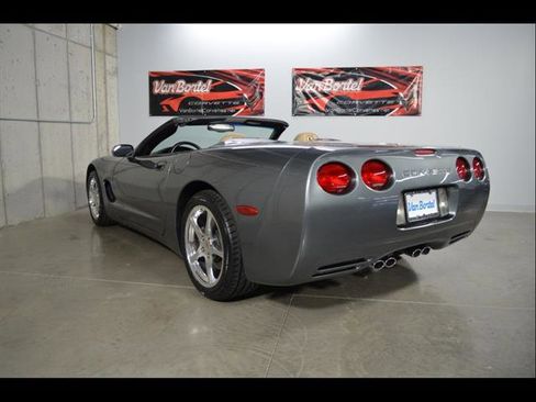 Used 2003 Chevrolet Corvette Convertible w/ Preferred Equipment Group1 image 7