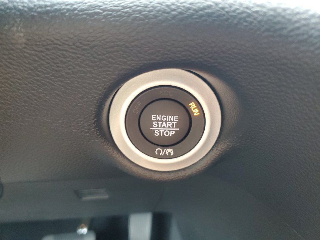 New 2027 Chrysler Pacifica Select FWD image 22