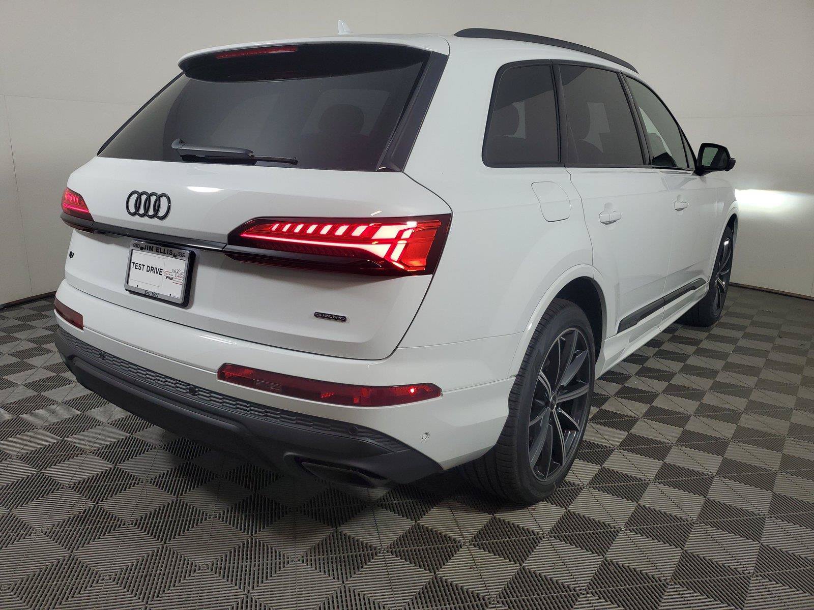 New 2026 Audi Q7 2.0T Premium Plus AWD/4WD image 6