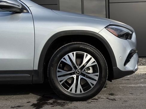 Used 2025 Mercedes-Benz GLA 250 4MATIC image 32