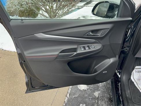 Used 2023 Chevrolet Bolt EUV Premier w/ Sun & Sound Package image 11