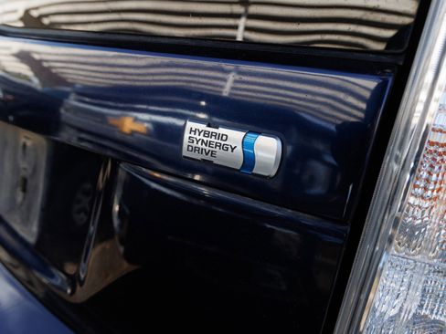 Used 2015 Toyota Prius Three image 11